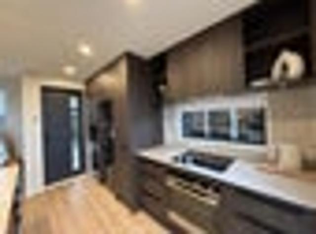 Townhouse for rent in Heathcote, Canterbury