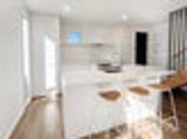 Townhouse for rent in Edgeware, Canterbury