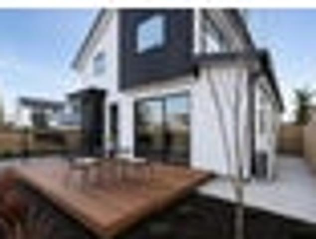 Townhouse for rent in Edgeware, Canterbury