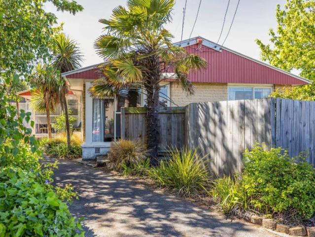 Apartment for rent in Heathcote, Canterbury