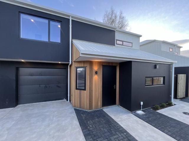 House for rent in Edgeware, Canterbury