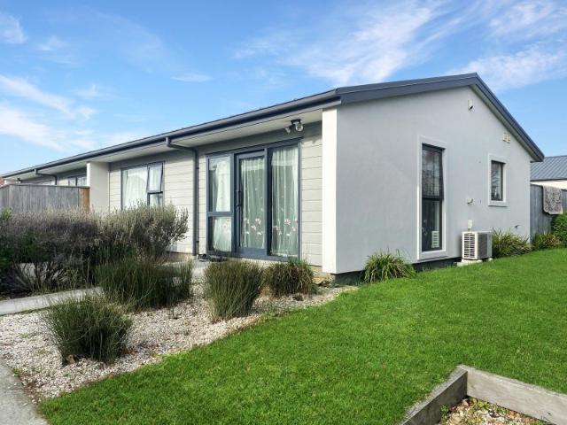 Apartment for rent in Edgeware, Canterbury