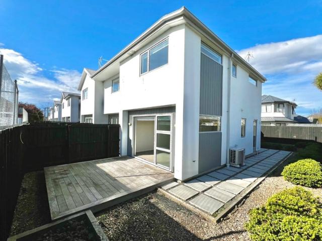 House for rent in Heathcote, Canterbury