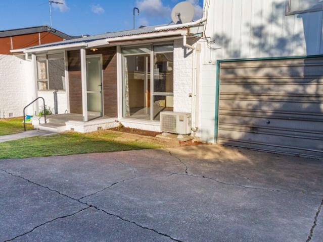 Apartment for rent in Heathcote, Canterbury
