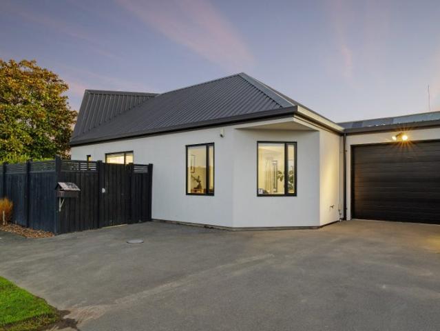 House for rent in Edgeware, Canterbury