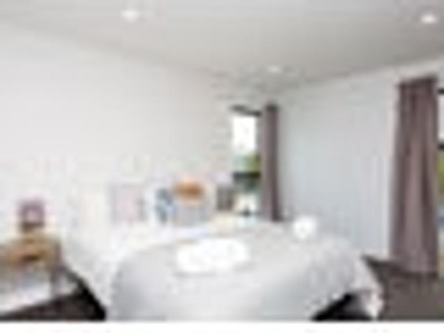 Townhouse for rent in Edgeware, Canterbury