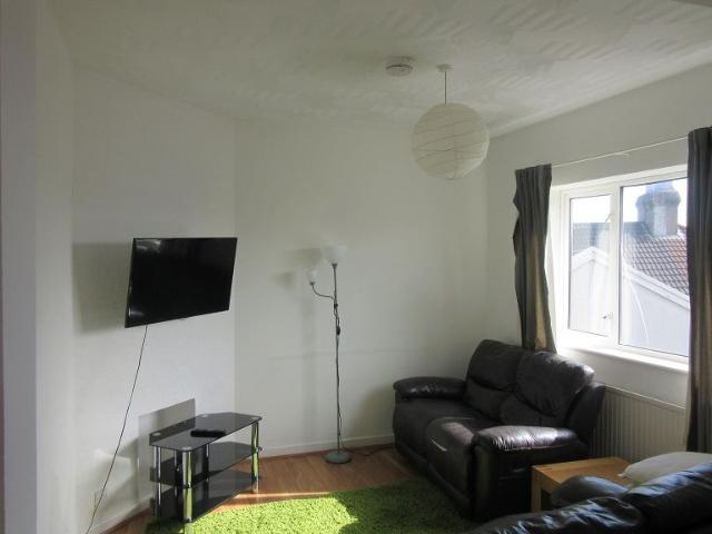 House for rent in Nangreaves, Wales