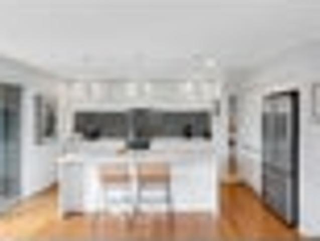 House for sale in Saint Albans, Canterbury