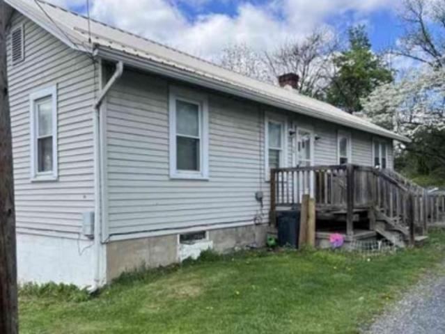House for sale in Mount Rock, Derry Township