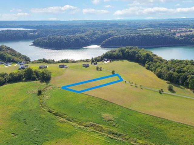 Land for sale in Russell Springs, Kentucky