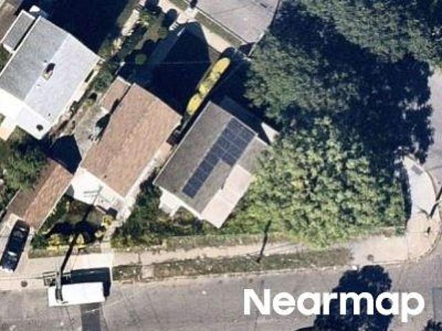 House for sale in Queens, Arverne