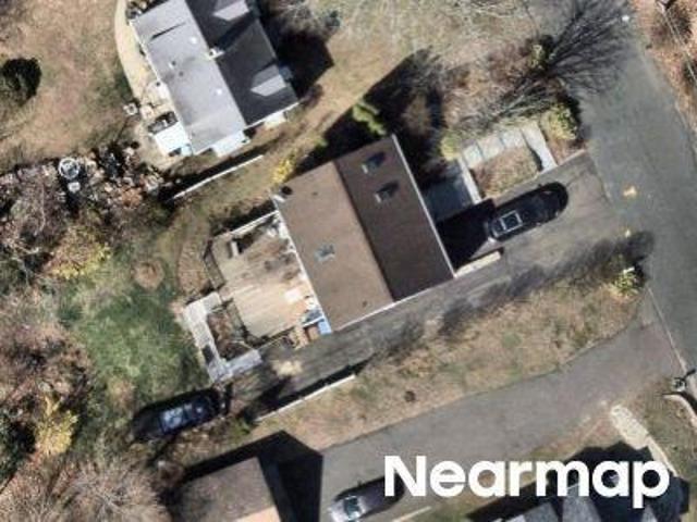 House for sale in Shelton, Connecticut