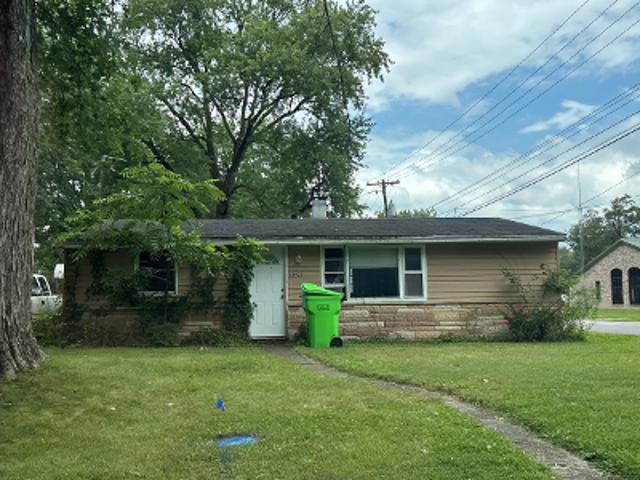 House for sale in Crawfordsville, Indiana