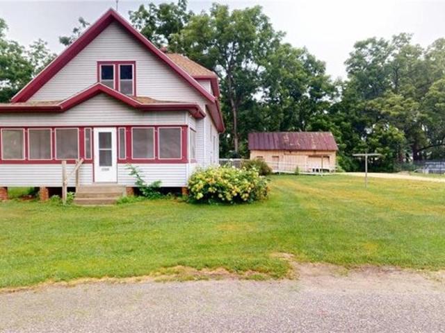 House for sale in Galesville