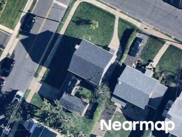 House for sale in Elizabeth, New Jersey