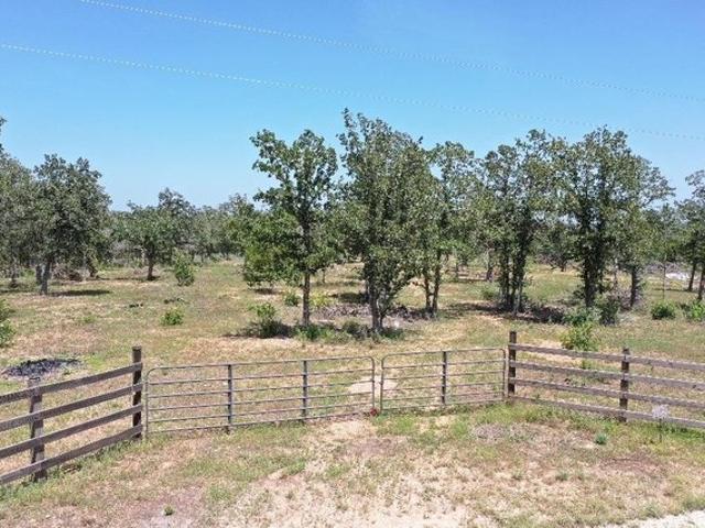 Farm for sale in Paige, Texas