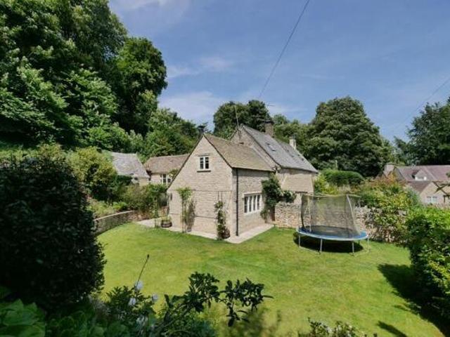 House for rent in School House, Gloucestershire