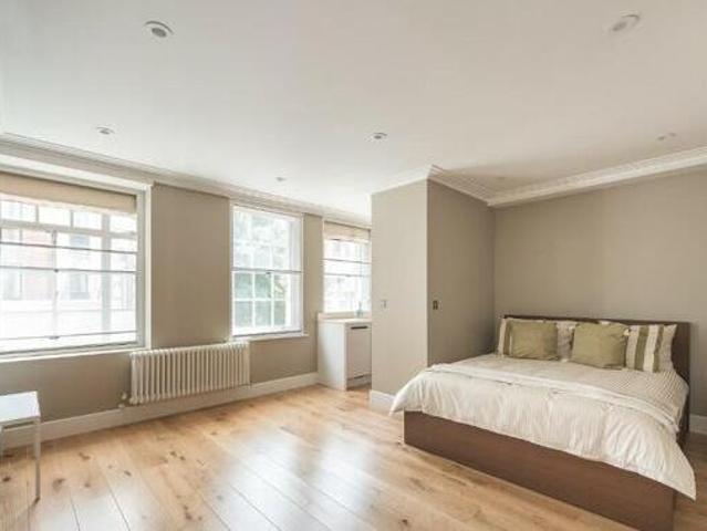 House for sale in City of London, Greater London