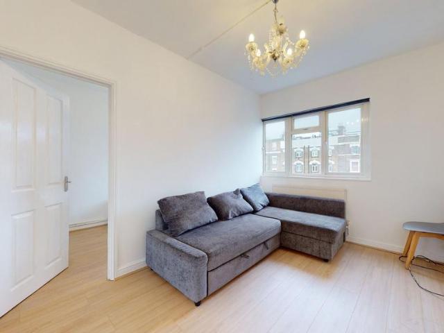 Apartment for rent in Paddington, Greater London