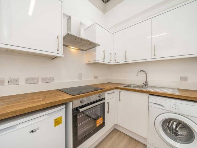 Apartment for rent in Paddington, Greater London