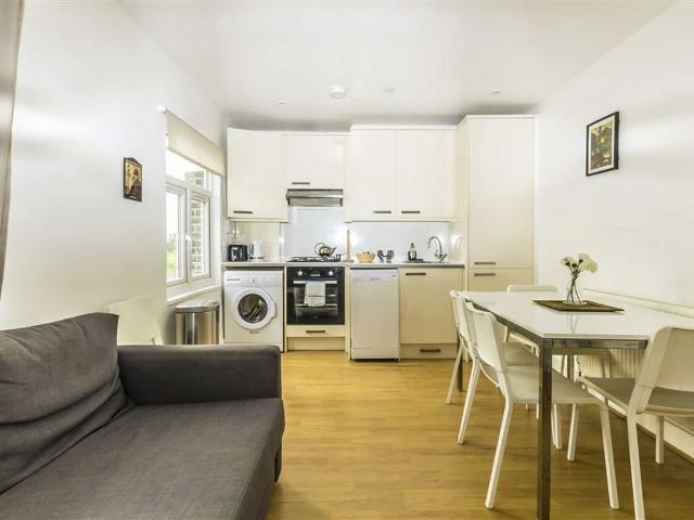 Apartment for rent in Paddington, Greater London