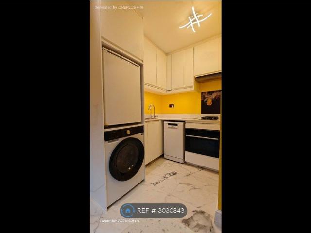 Room for rent in Broadfields, Greater London