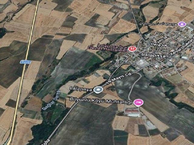 Lalapaşa içerisinde satılık Arsa