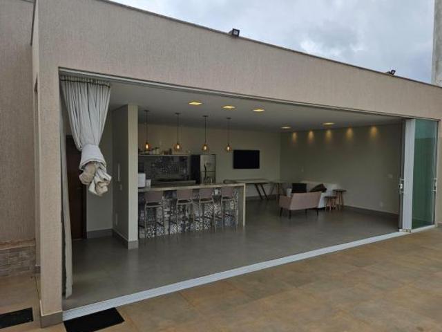 Casa venda em Região Geográfica Imediata do Distrito Federal, Região Integrada de Desenvolvimento do Distrito Federal e Entorno