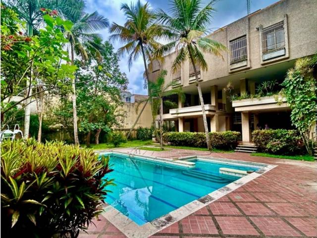 Edificio en venta en Leoncio Martínez, Miranda