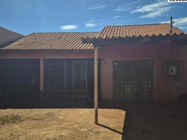 Casa venda em Dourados