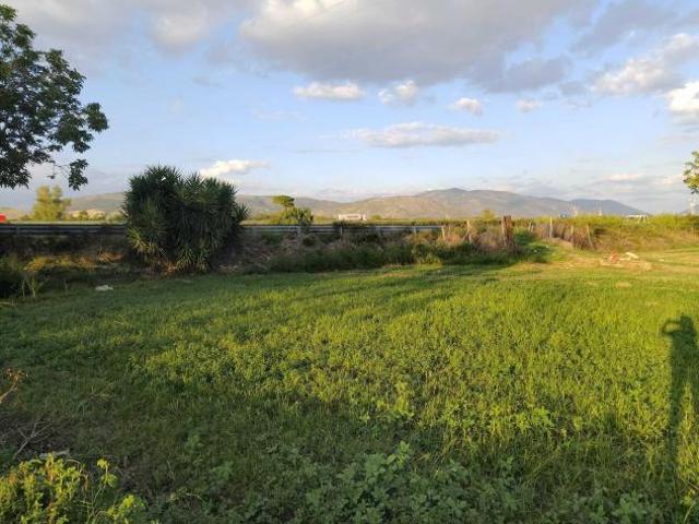 Terreno in vendita a Maddaloni, Campania