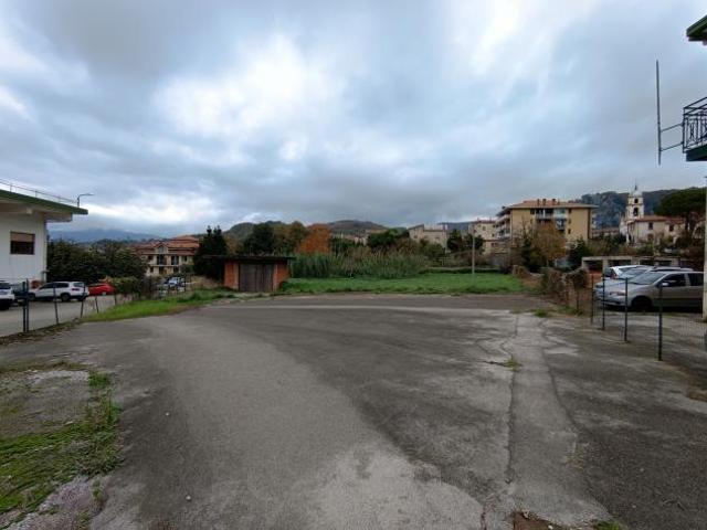 Terreno in vendita a Solofra, Campania