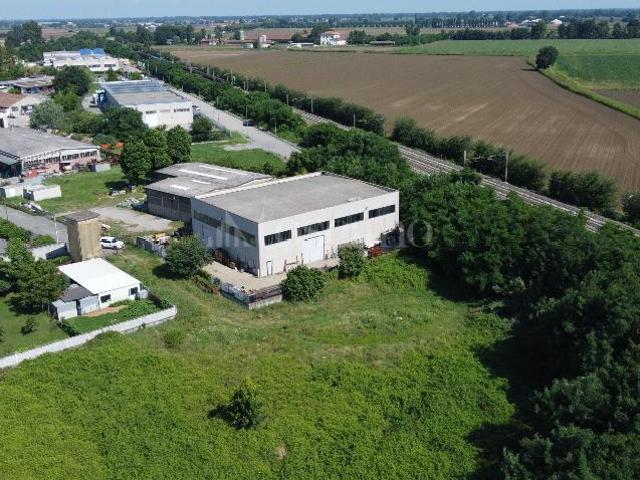 Palazzo in vendita a Casalpusterlengo, Lombardia