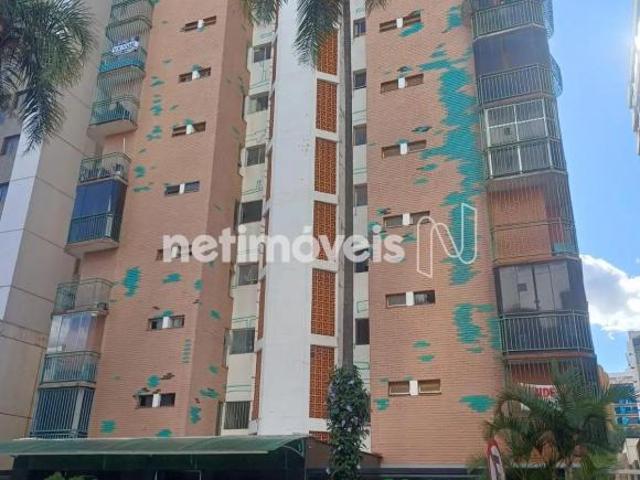 Apartamento venda em Região Geográfica Imediata do Distrito Federal, Região Integrada de Desenvolvimento do Distrito Federal e Entorno