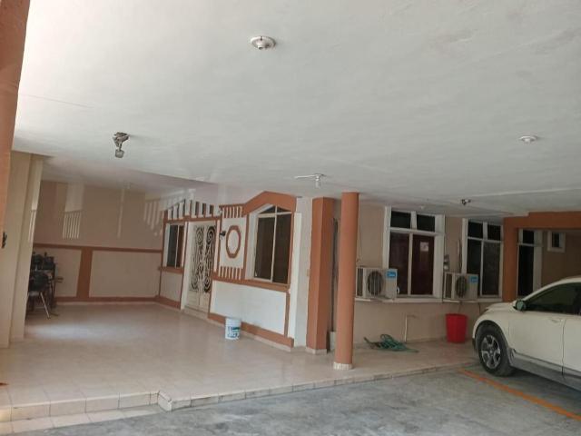 Edificio en venta en Santa Catarina, Nuevo León