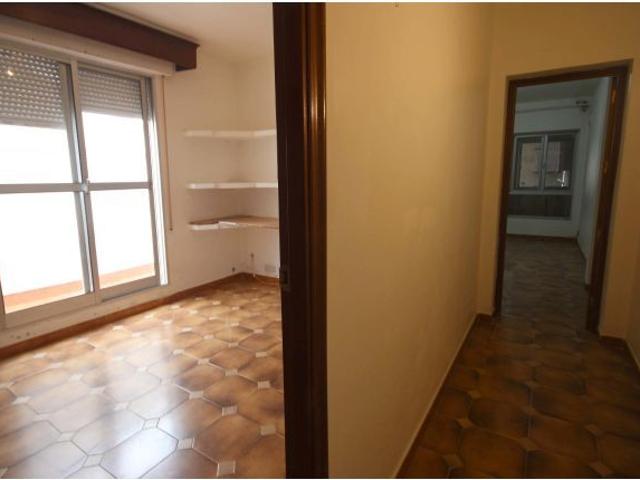Oficina en venta en Montijo, Extremadura