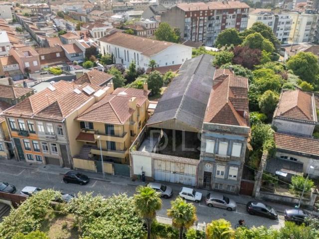 Vivenda venda em Porto, Lordelo Do Ouro