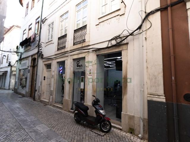 Vivenda venda em Coimbra (Sé Nova, Santa Cruz, Almedina e São Bartolomeu), Coimbra