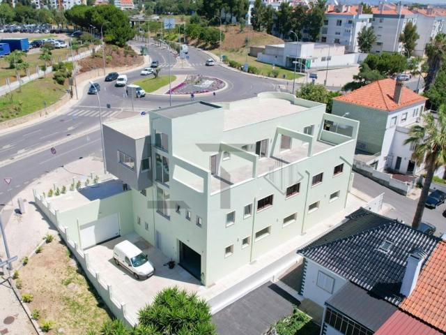 Vivenda alugar em Alfragide, Amadora