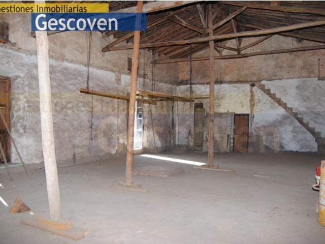 Oficina en venta en Valencia De Alcántara, Extremadura