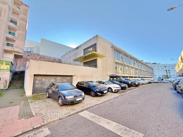 Prédio venda em Rinchoa, Sintra