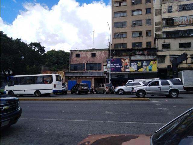 Edificio en alquiler en Distrito Capital