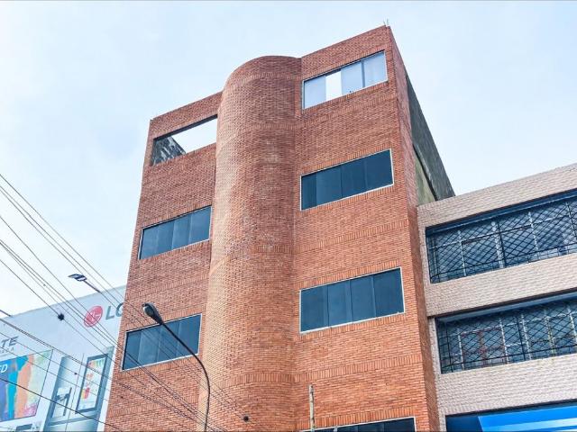 Edificio en venta en Iribarren, Lara
