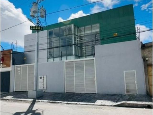 Edificio en venta en Iribarren, Lara