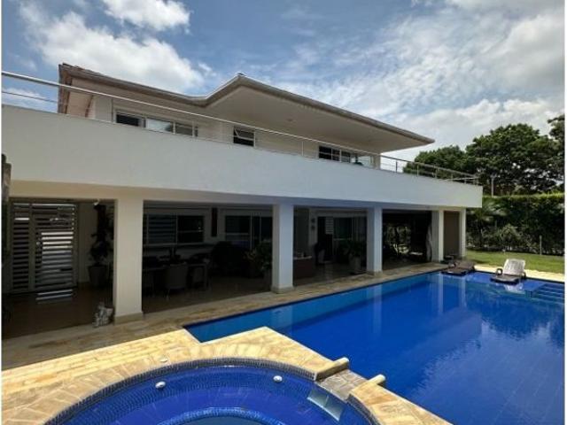 Edificio de lujo en venta Cali, Departamento del Valle del Cauca