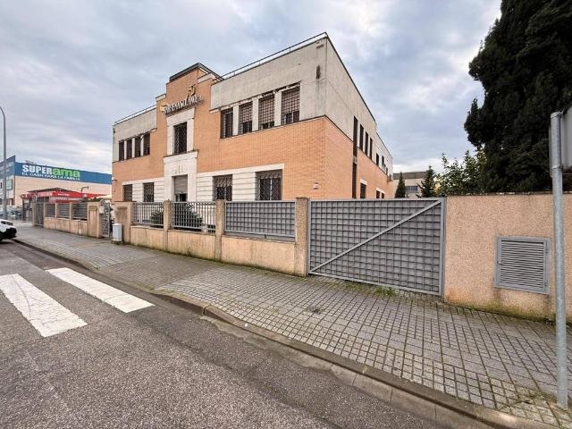 Oficina en venta en Córdoba, Andalucía