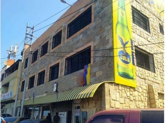 Edificio en venta en Vargas