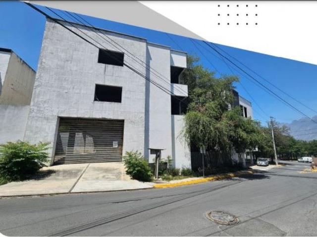 Edificio en venta en San Pedro, Nuevo León