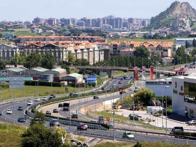 Oficina en venta en Prezanes, Santa Cruz De Bezana