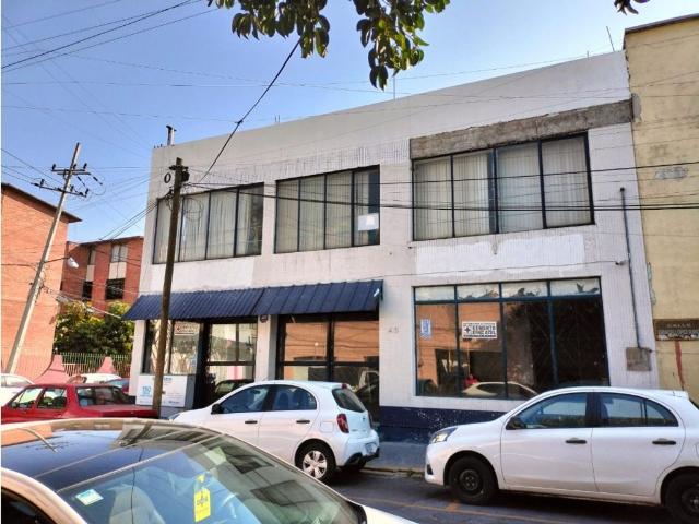 Edificio en venta en Tlalnepantla De Baz, Estado de México